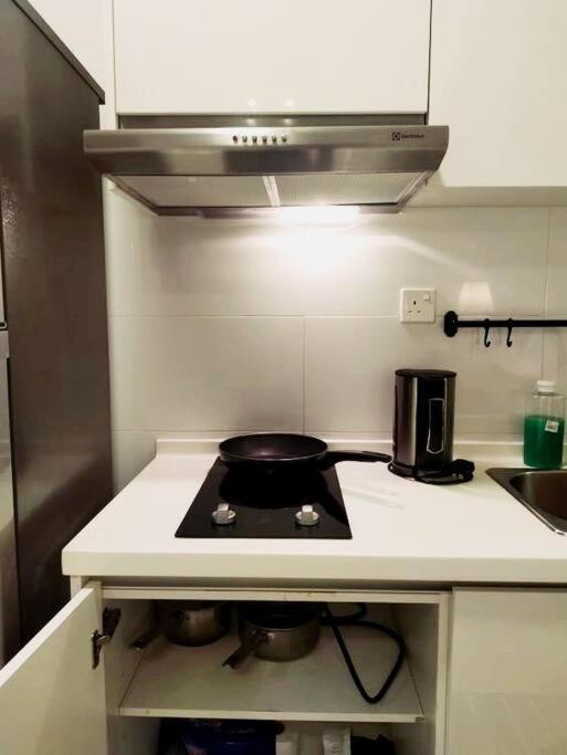 H2O Retreat Studio Home 5Min To Lrt By Premium Stay Petaling Jaya Eksteriør bilde