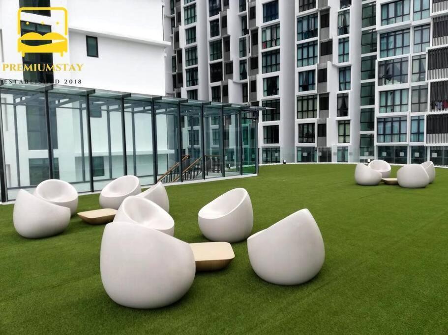 H2O Retreat Studio Home 5Min To Lrt By Premium Stay Petaling Jaya Eksteriør bilde