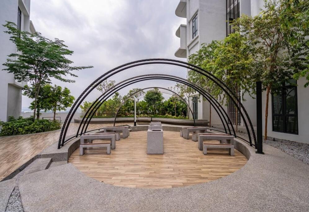 H2O Retreat Studio Home 5Min To Lrt By Premium Stay Petaling Jaya Eksteriør bilde