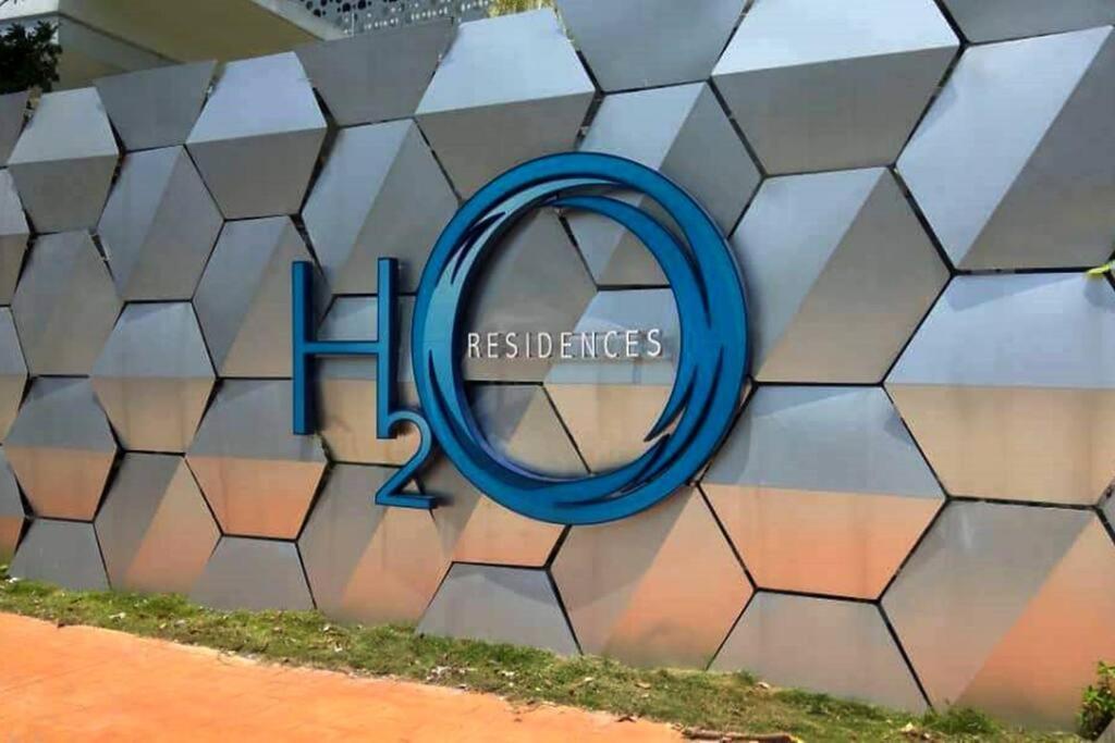 H2O Retreat Studio Home 5Min To Lrt By Premium Stay Petaling Jaya Eksteriør bilde